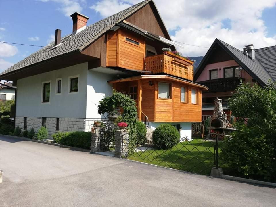 Apartment Kaya Mojstrana Exteriör bild